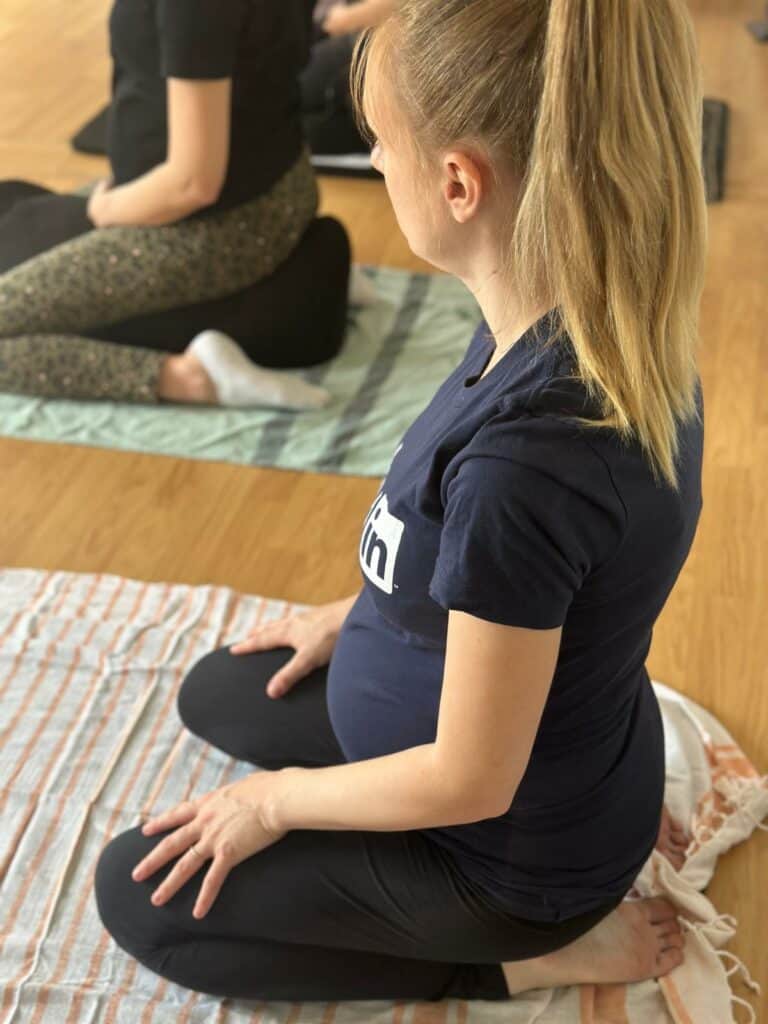 yoga prenatal2